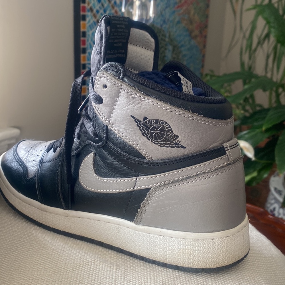 Nike Air Jordan Shoes - Picture 2 of 9